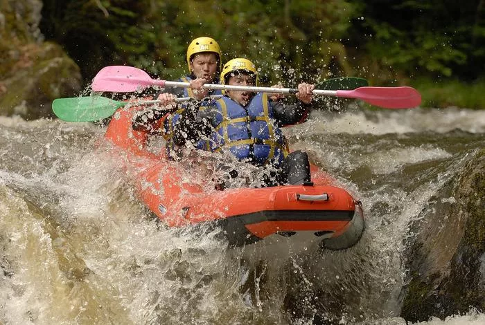 Canoë raft en Bourgogne près de Paris (Nièvre)